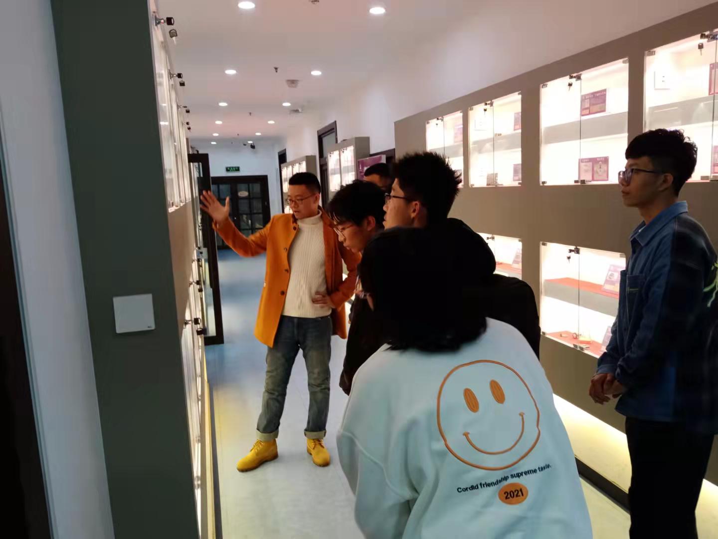 威尼斯人